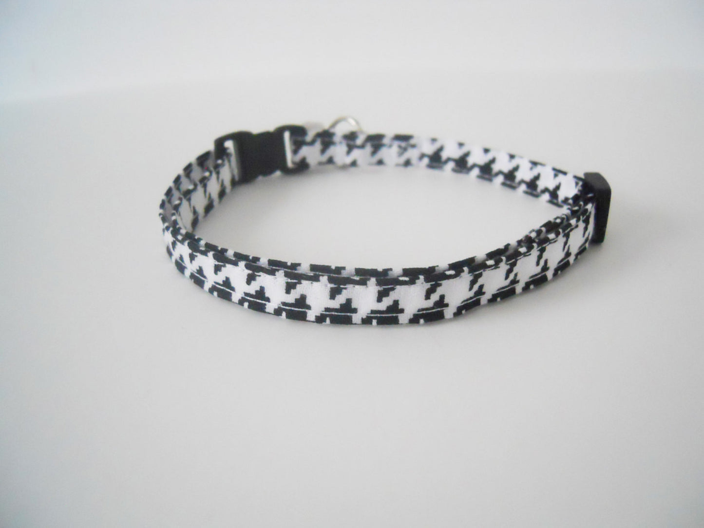Black and White Houndstooth Collar - Charlotte's Pet