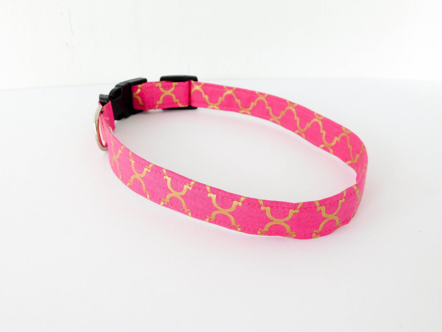 Pink and Gold Quatrefoil Collar - Charlotte's Pet