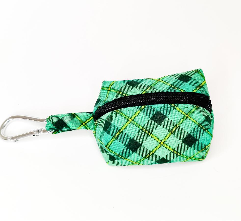 Paddy's Day Plaid Waste Bag Dispenser