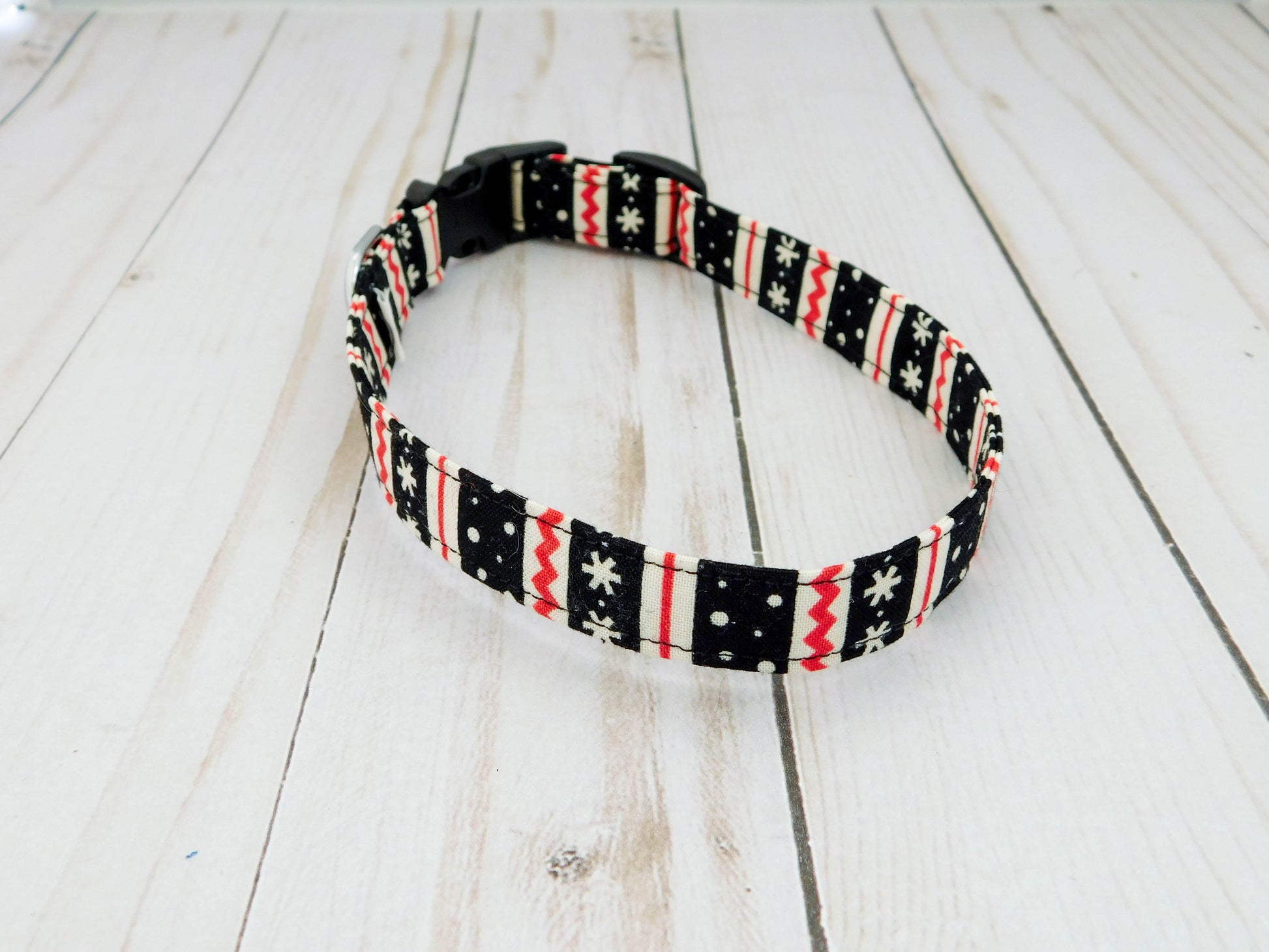 Ugly Christmas Sweater Dog Collar/ Cat Collar - Charlotte's Pet