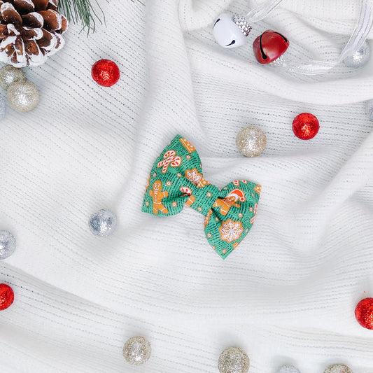 Gingerbread on Green Dog & Cat Bow Tie/Collar Flower