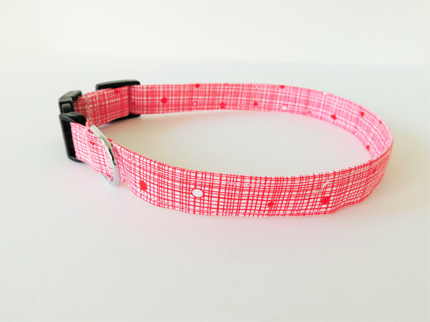 Red Crosshatch Collar - Charlotte's Pet