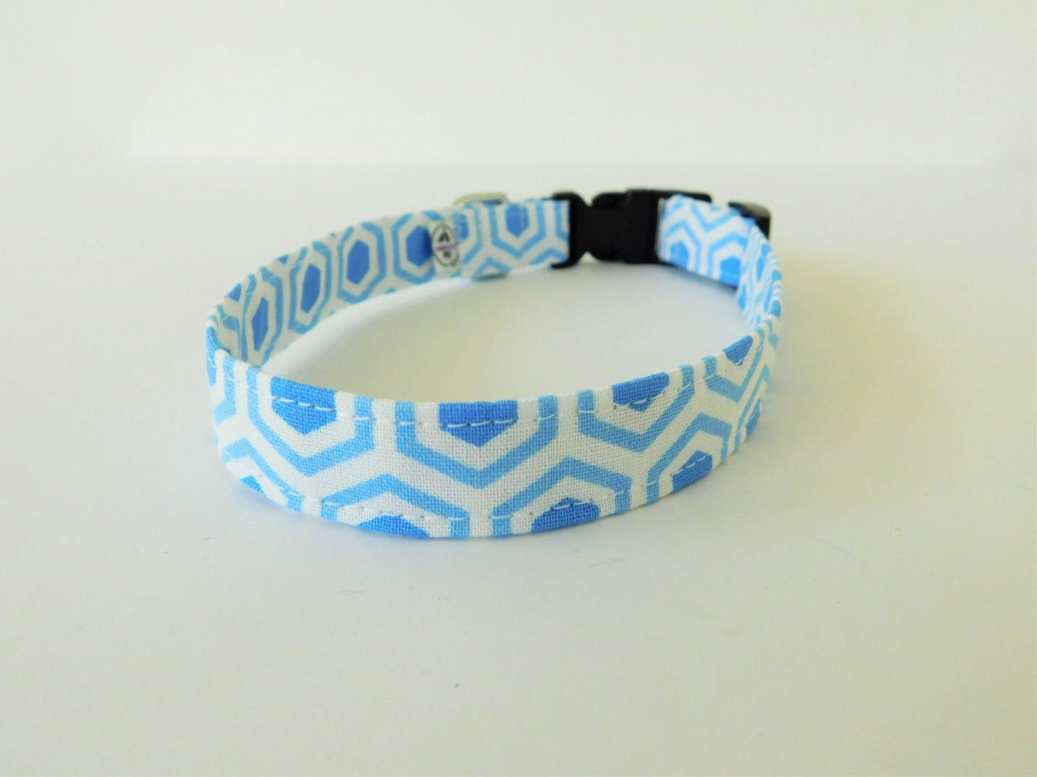 Blue Honeycomb Collar - Charlotte's Pet