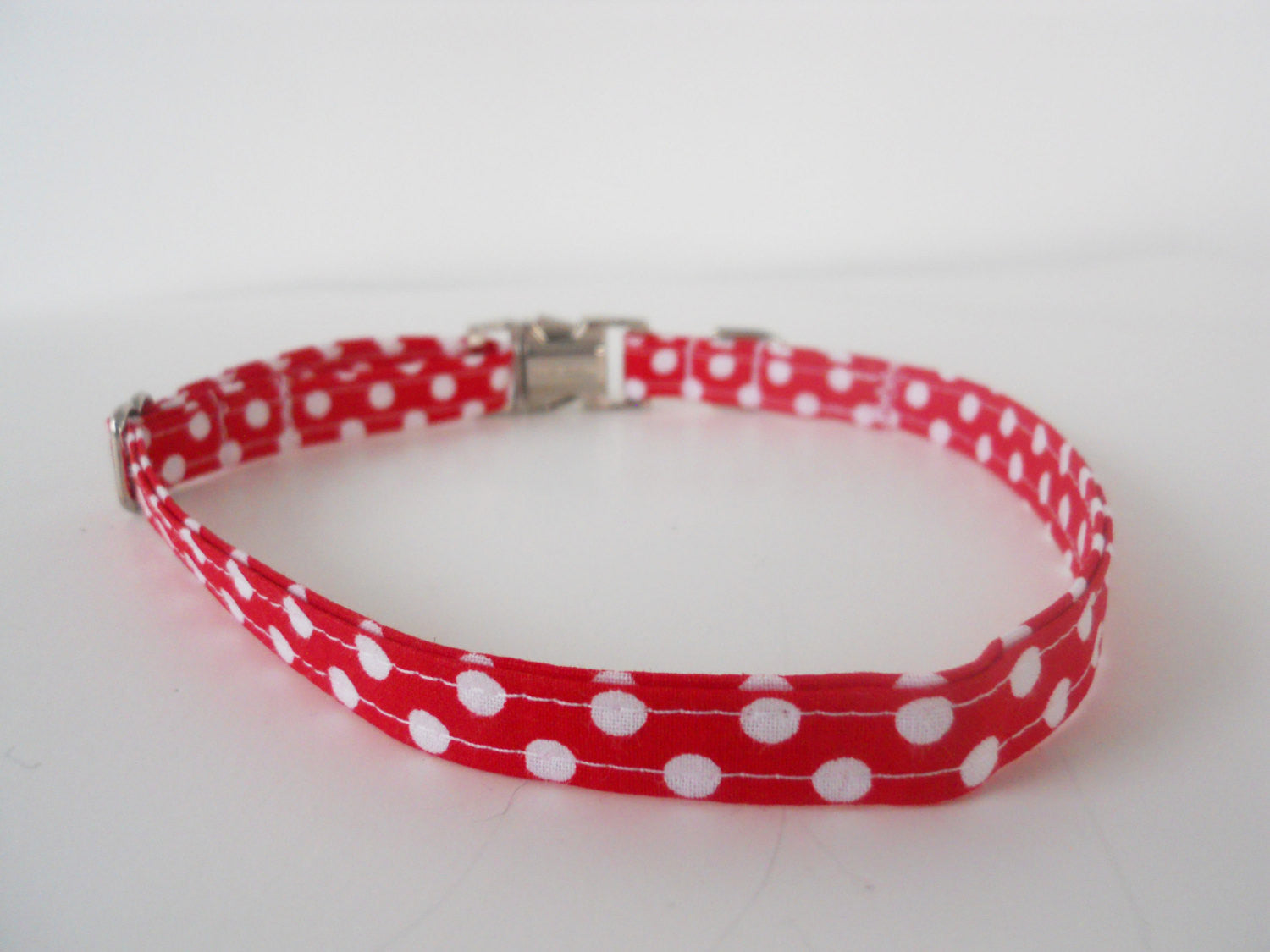 Red Polka Dot Collar - Charlotte's Pet