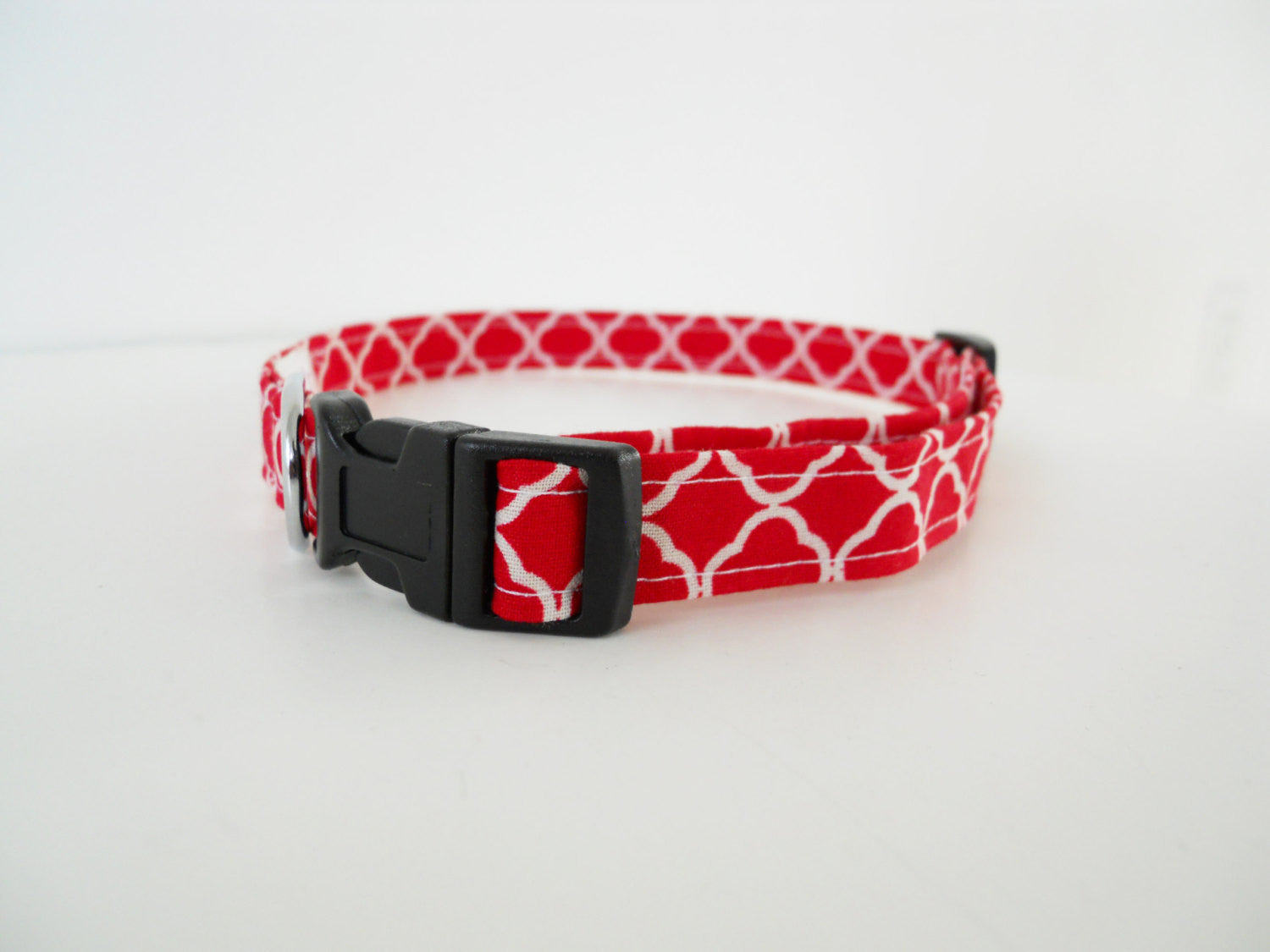 Red Quatrefoil Collar - Charlotte's Pet