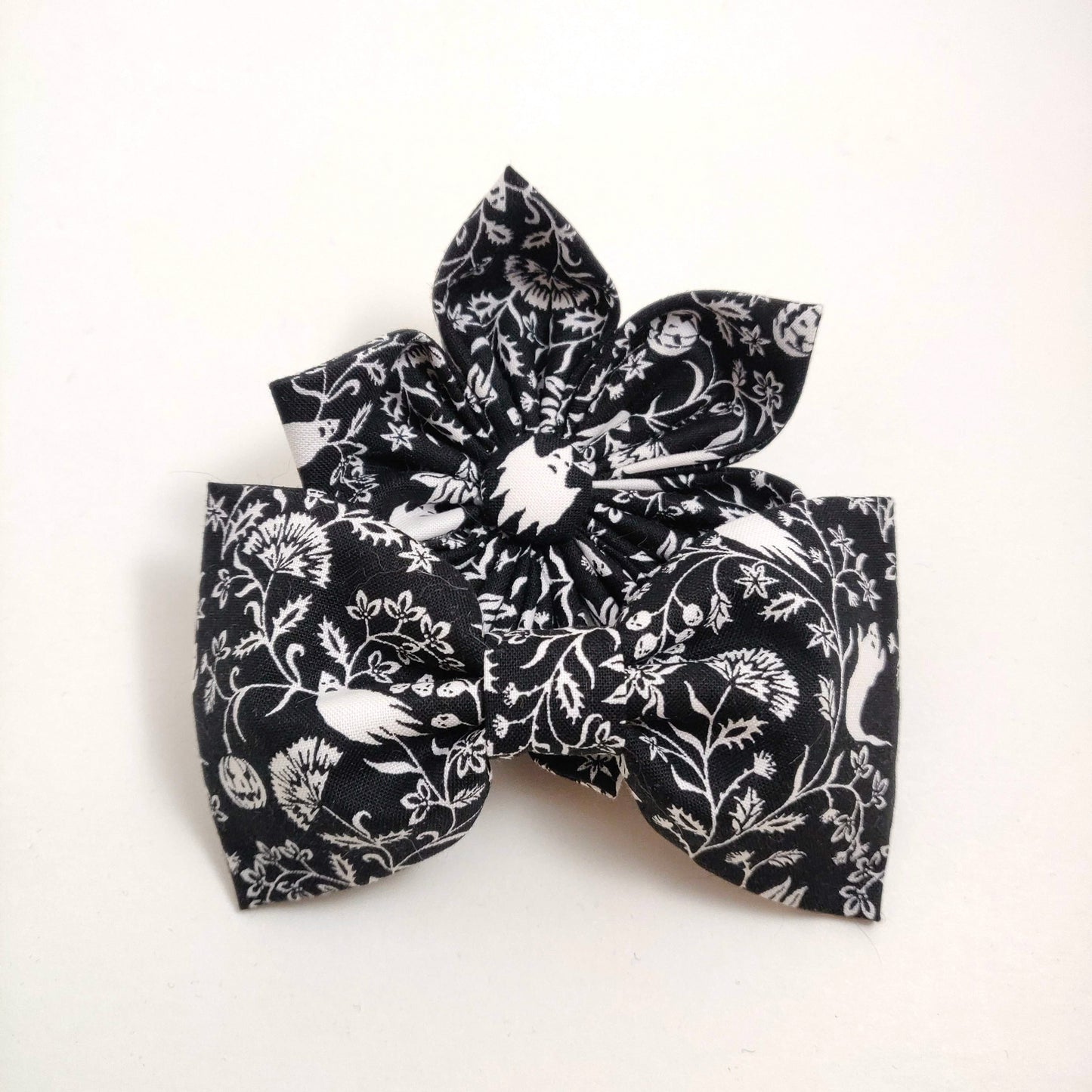 Pretty Spooky Collar Flower/Bow Tie
