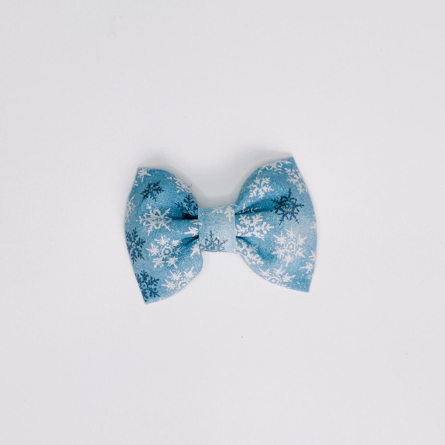 Snowflakes and Glitter Dog & Cat Bow Tie/Collar Flower