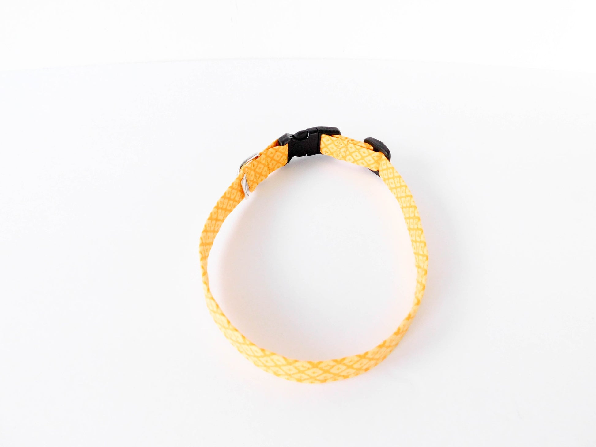 Yellow Diamond Print Collar - Charlotte's Pet